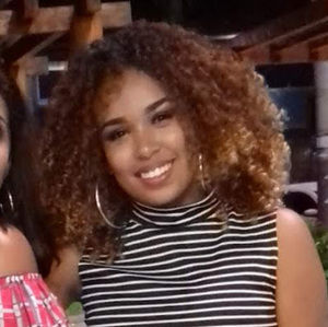 Meet your Posher, Amanda